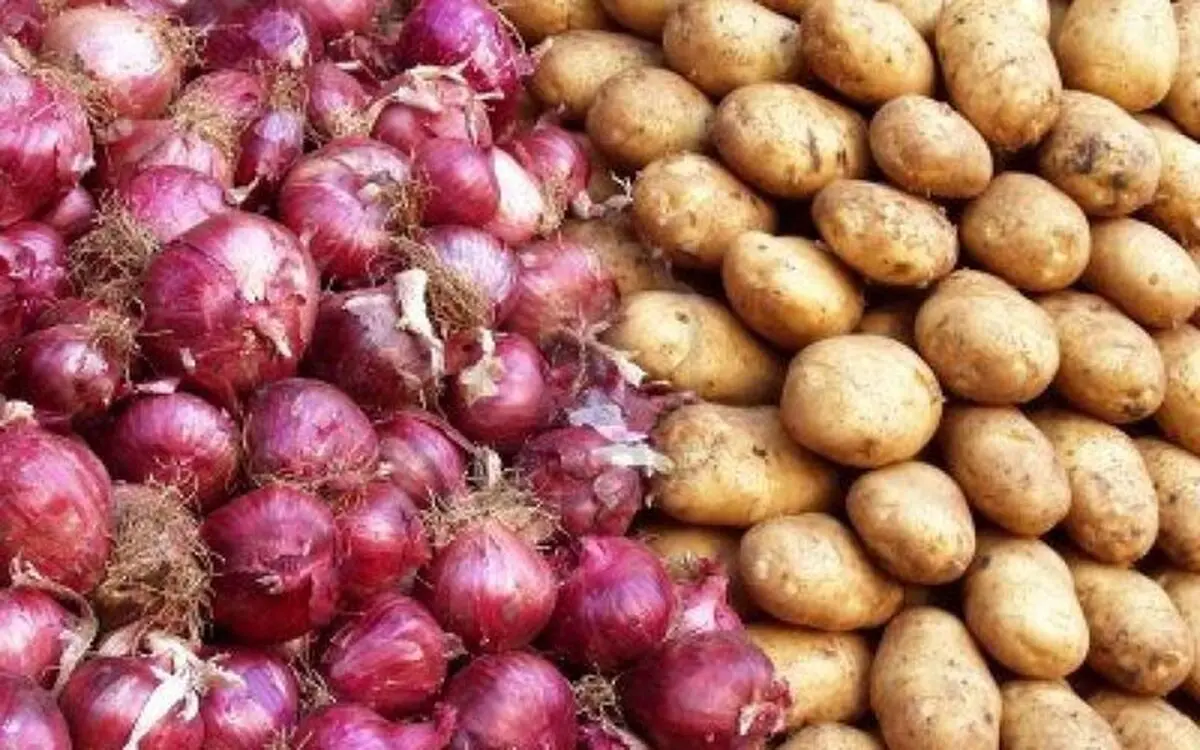 کاهش قیمت سیب زمینی، پیاز و گوجه فرنگی در بازار