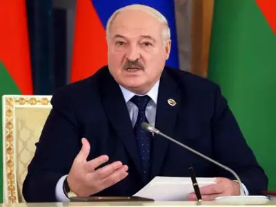 اوکراین لوکاشنکو را به دلیل حمایت از روسیه تحریم کرد