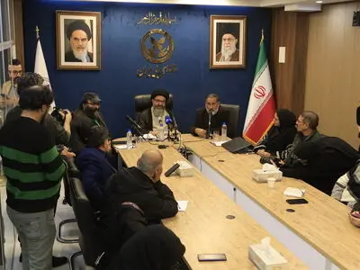 هم‌صدایی شاعران برای بیماران ای‌بی