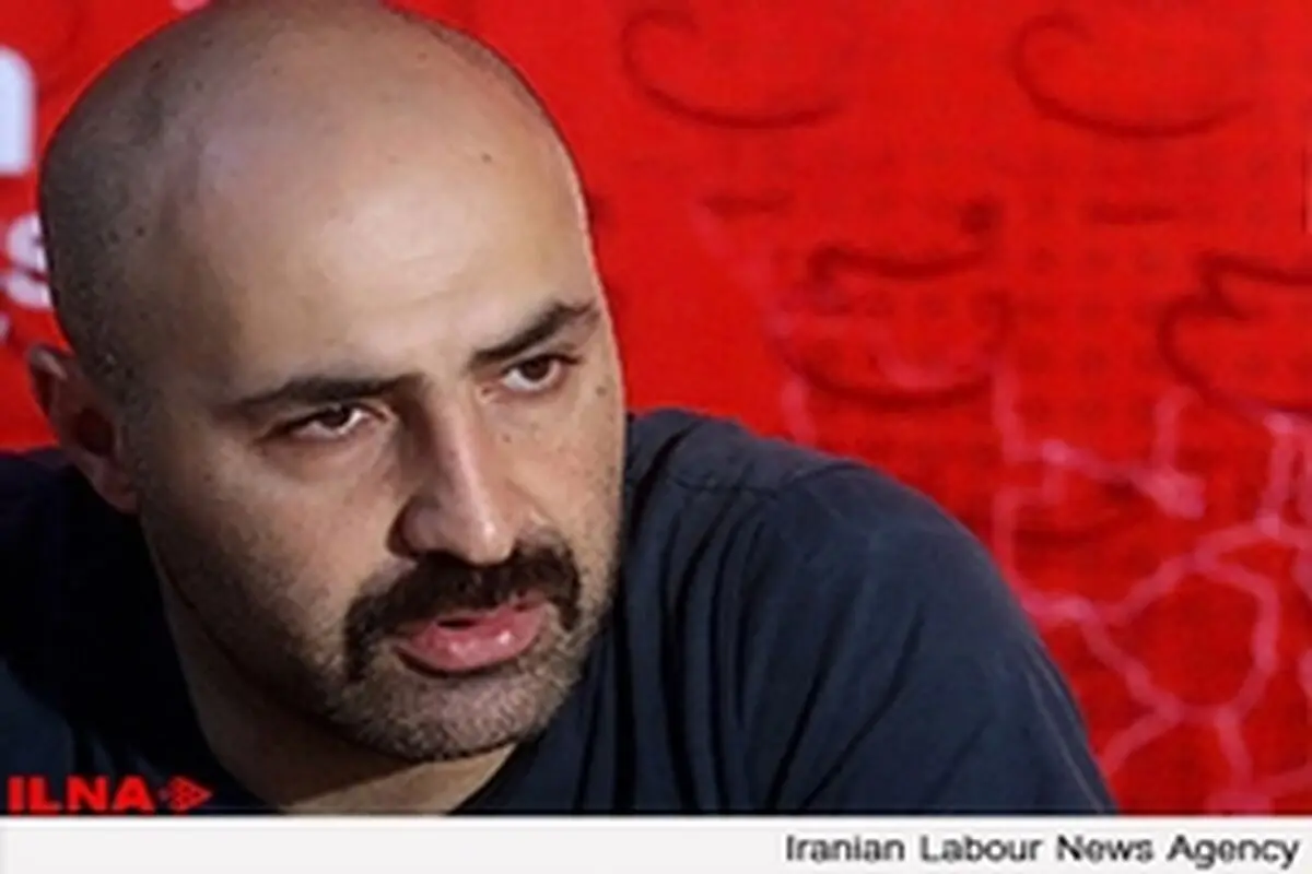 تحصن گروه " مم و زین " در مرکز هنرهای نمایشی برای دریافت پاسخ
