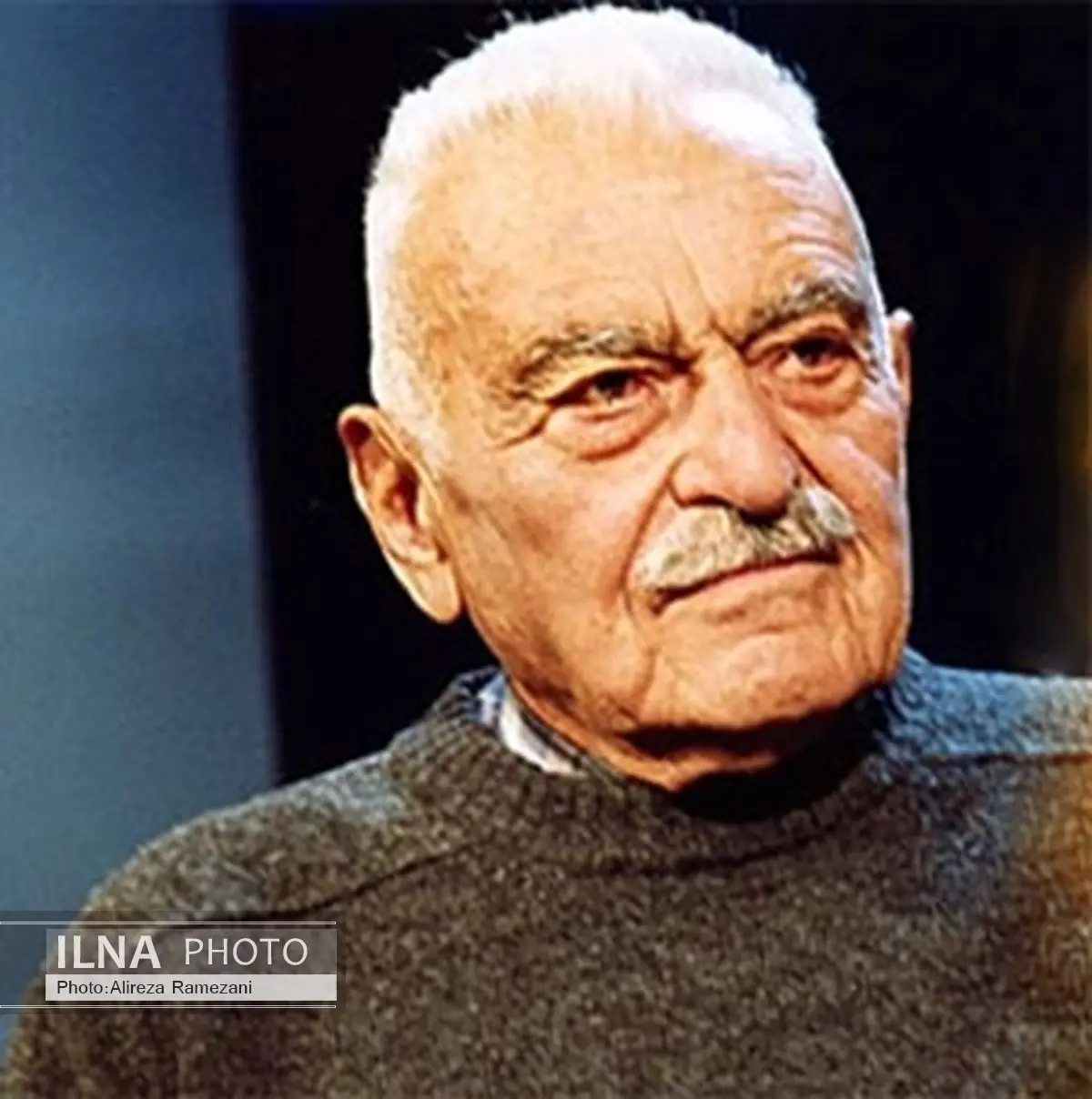 منوچهر ستوده به خاک سپرده شد