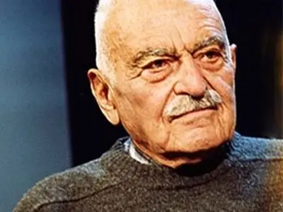 منوچهر ستوده به خاک سپرده شد