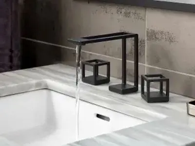 نحوه پاک کردن رسوب از روی شیرآلات مشکی