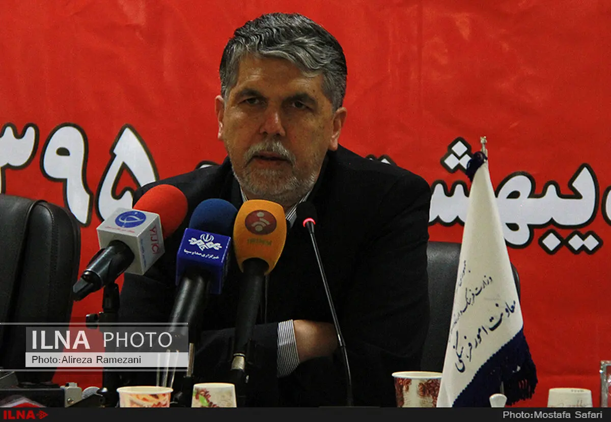 نمایشگاه کتاب هم صاحب‌خانه شد/ شکی نیست که ارشاد و معاونت فرهنگی کمبودهای فراوان دارد