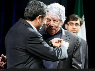 احمدی‌نژاد درگذشت داود رشیدی را تسلیت گفت 