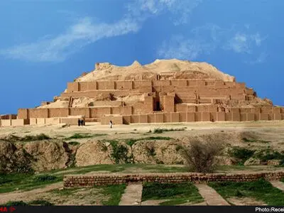 چغازنبیل در روزهای بارانی تعطیل است/ یک میلیارد تومان برای حفاظت و مرمت هزینه کردیم/ احتمال انجام نخستین کاوش بعد از سال ۵ 