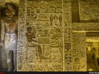 کشف مقبره‌‌ای خاص در شهر مردگان مصر+عکس