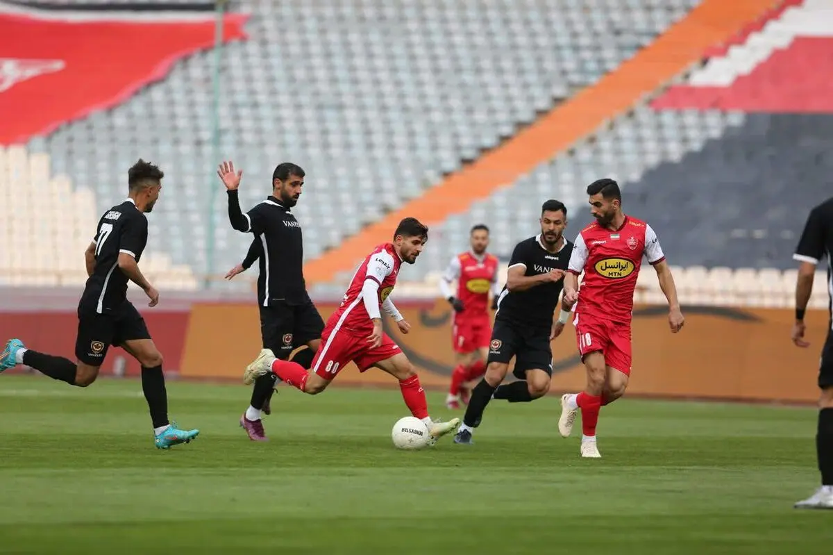 صفرزاده: با آبیاری زمین در نیمه دوم شرایط پرسپولیس را عوض کرد (ویدیو)
