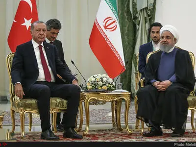 ایران و ترکیه باید برای مقابله با تحریم‌های آمریکا روابط اقتصادی خود را بیش از پیش گسترش دهند