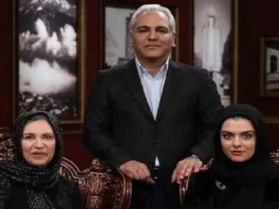 رویا تیموریان و دنیا مدنی به «دورهمی» رفتند/ گفتگوی مهران مدیری با مادر و دختر بازیگر