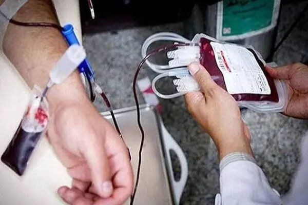 اهدای داوطلبانه خون با مشارکت کارکنان جمعیت هلال احمر در تهران