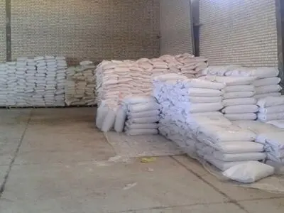کشف بیش از ۲ تُن آرد احتکار شده در دامغان