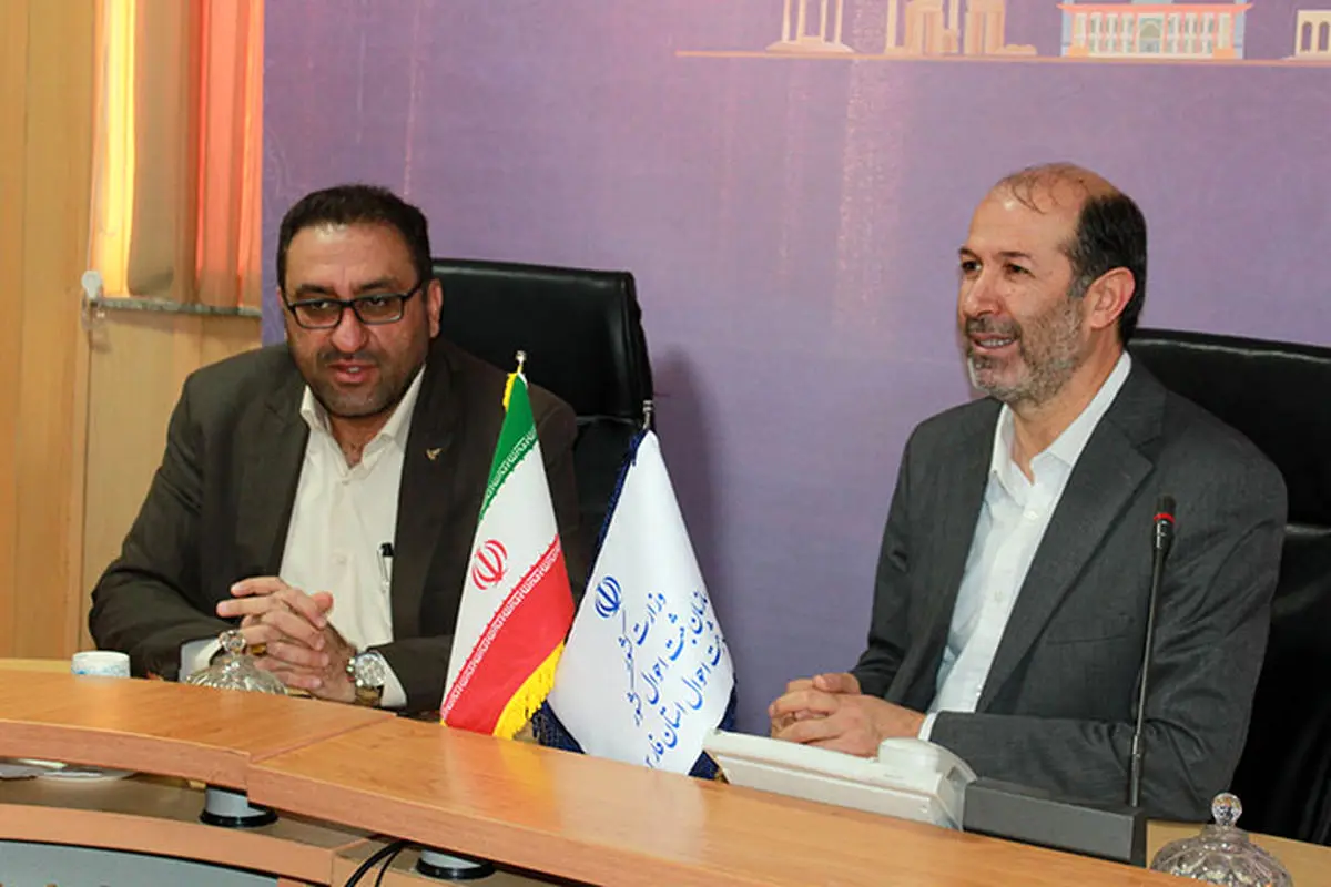 خطاهای توزیع شناسنامه در فارس محدود است/ عوامل انسانی و نقص آدرس‌دهی منشأ اصلی خطاها