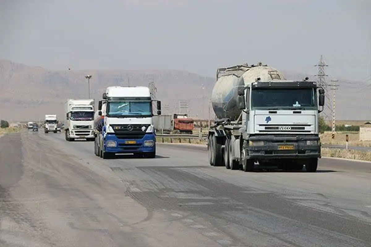 جابجایی بیش از ۱۱ میلیون تن کالا طی چهار ماهه نخست سال در فارس