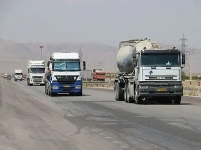 جابجایی بیش از ۱۱ میلیون تن کالا طی چهار ماهه نخست سال در  فارس