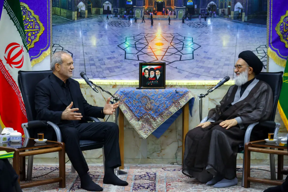 دولت در جنگ اخیر اجازه نداد زندگی مردم دچار اختلال شود