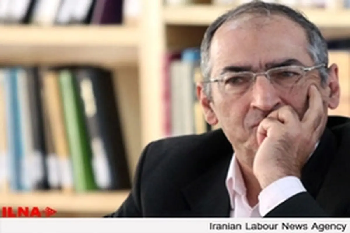 تهیه منشور حقوق دانشجویی تشریفاتی و «دهن پرکن» است