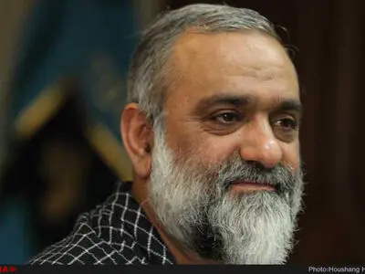 در صورت تعرض به هر یک از مراجع تشیع، یک کارگزار آمریکایی از این منطقه زنده بیرون نخواهد رفت
