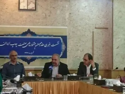 کاهش ۴۰ درصدی واردات چاپی از سال ۹۴/ بورسیه شدن ۸۰ نفر از چاپخانه‌داران در رشته‌های دانشگاهی مرتبط 