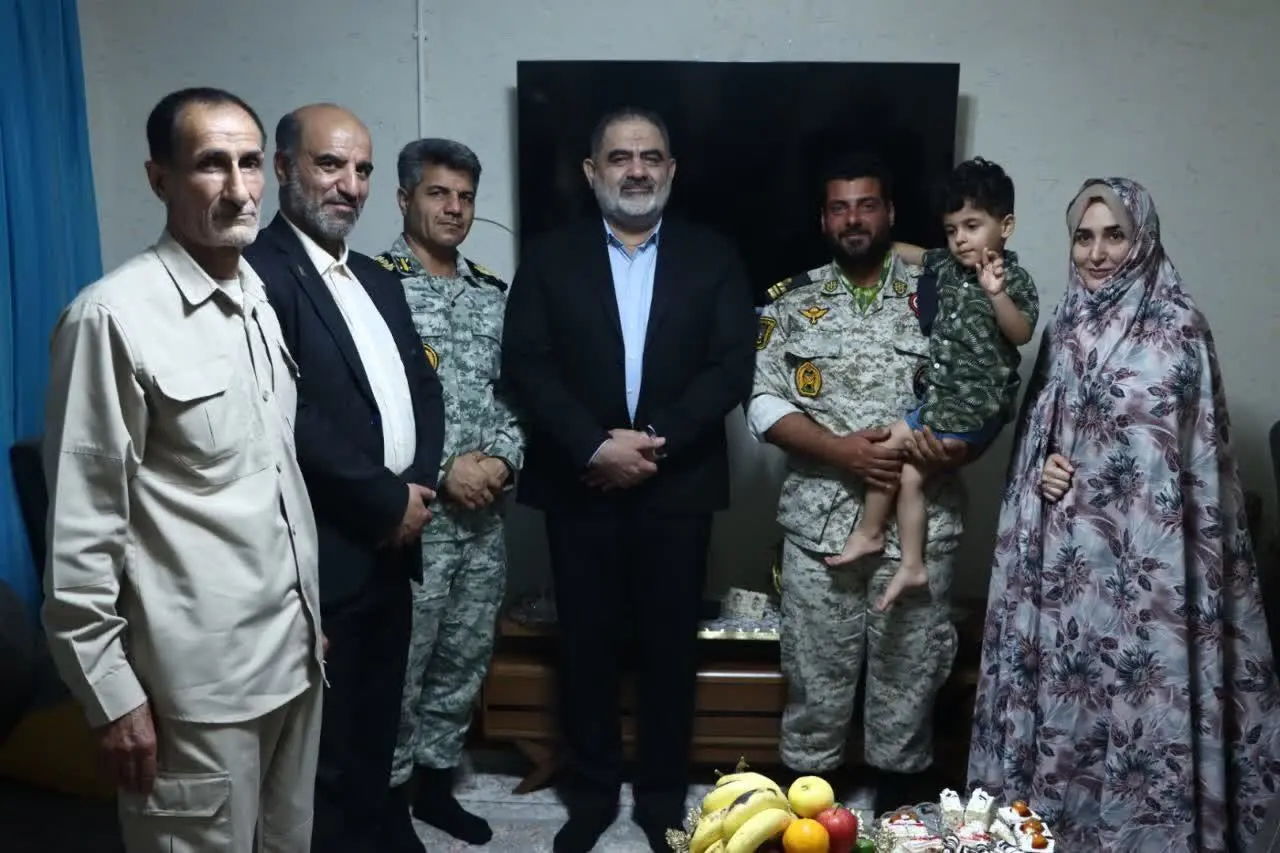 فرمانده نیروی دریایی ارتش :