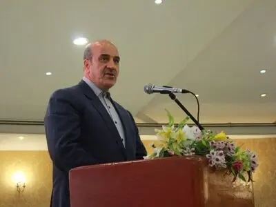 استثنا در قانون منع بکار‌گیری بازنشستگان به ضرر جامعه است/ پیشنهاد می‌کنم دولت افراد در شرف بازنشستگی را از خدمت  مرخص کند