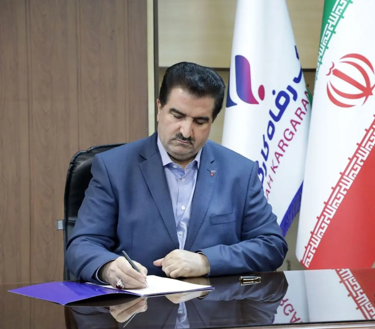 پیام تبریک مدیرعامل بانک رفاه کارگران به مناسبت روز پژوهش و فناوری