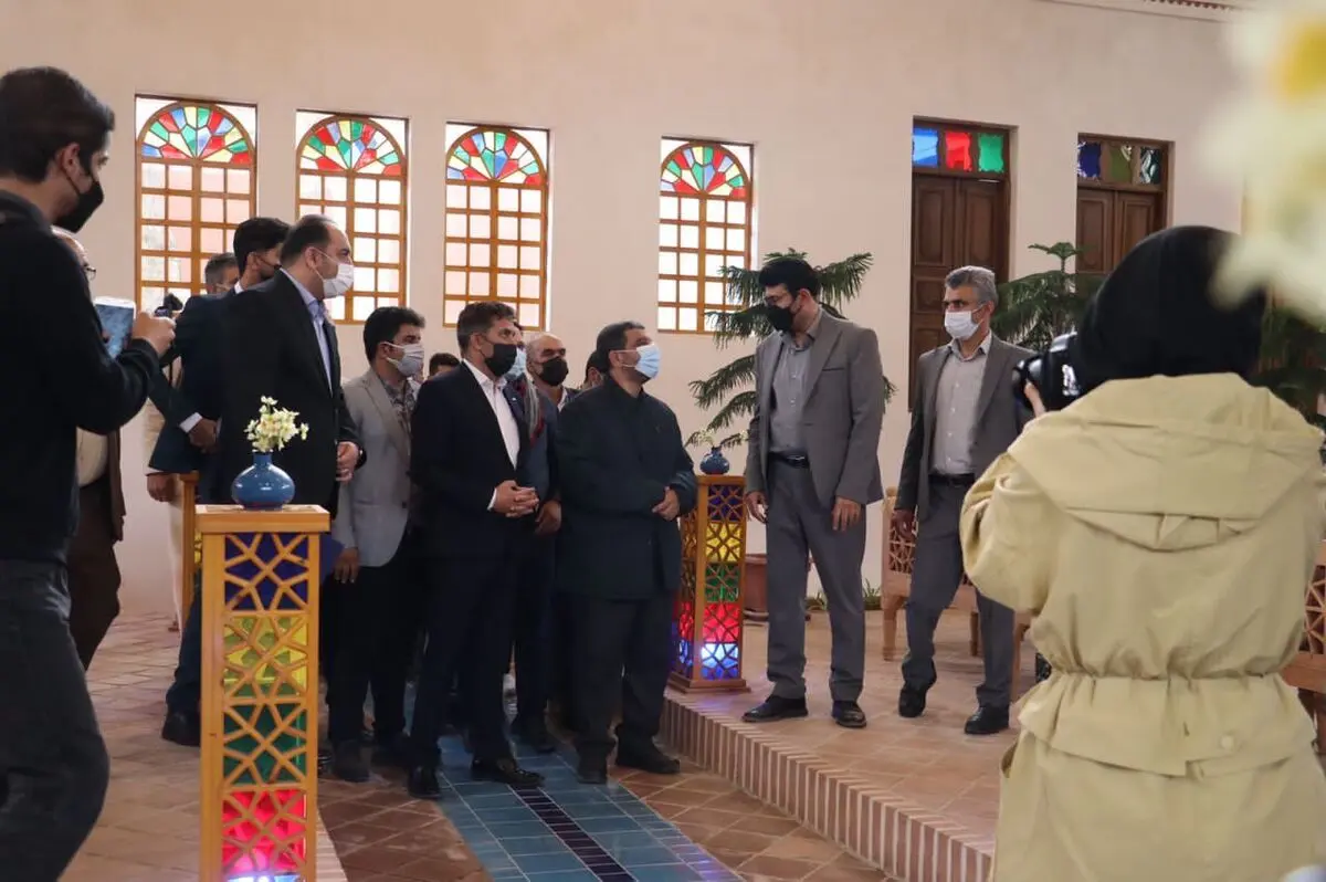 وزیر میراث‌فرهنگی از عمارت خیل‌خان مهدی‌شهر بازدید کرد