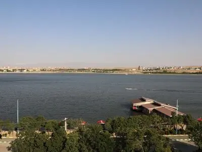دریاچه شورابیل و ۲ درخت کهنسال ثبت ملی شدند