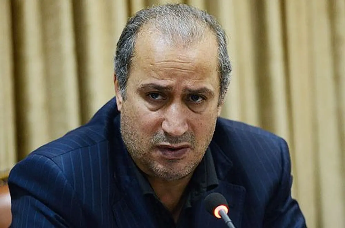 تاج: دایی علاقه زیادی به جوانگرایی دارد