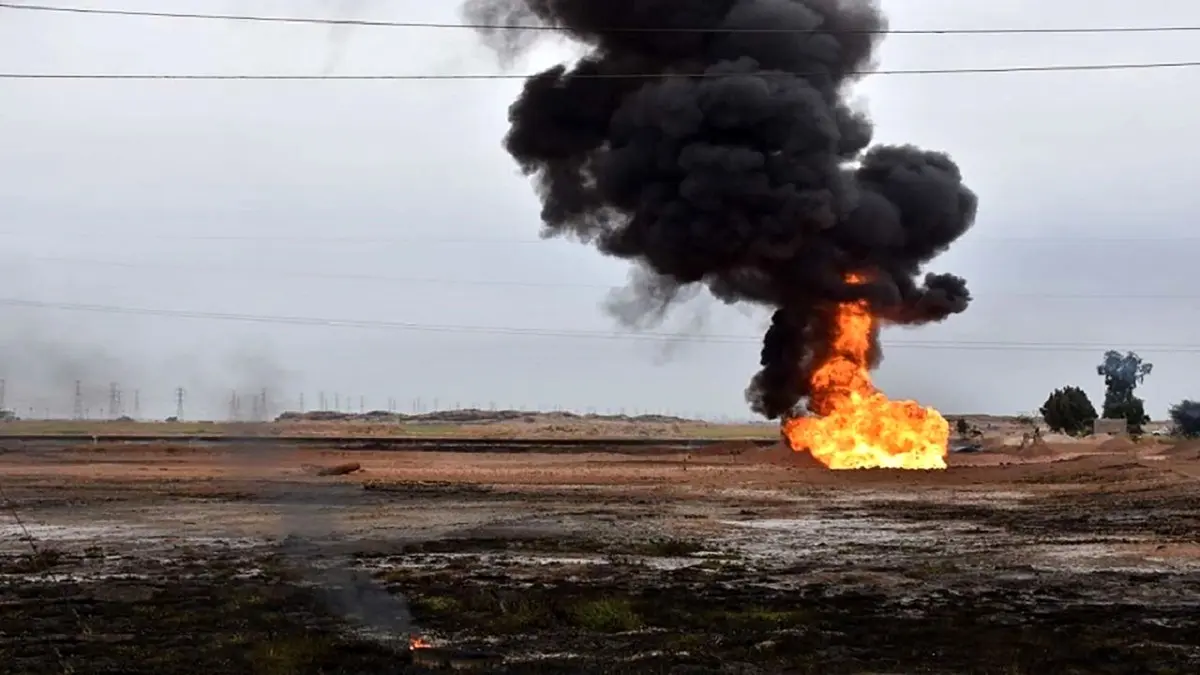 انفجار خط لوله نفت حوالی روستای کشار بندرخمیر / ۲ نفر کشته شدند