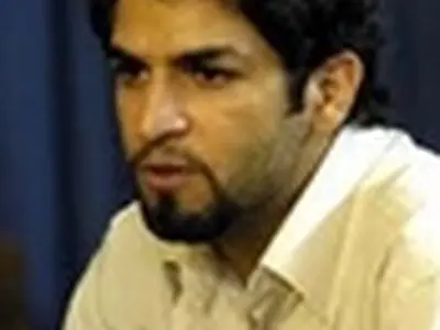 «ارتش زنانه عشق» با عطر و امضا به نمایشگاه کتاب می‌آید