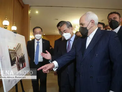 نمایشگاه اسناد روابط تاریخی ایران و چین 