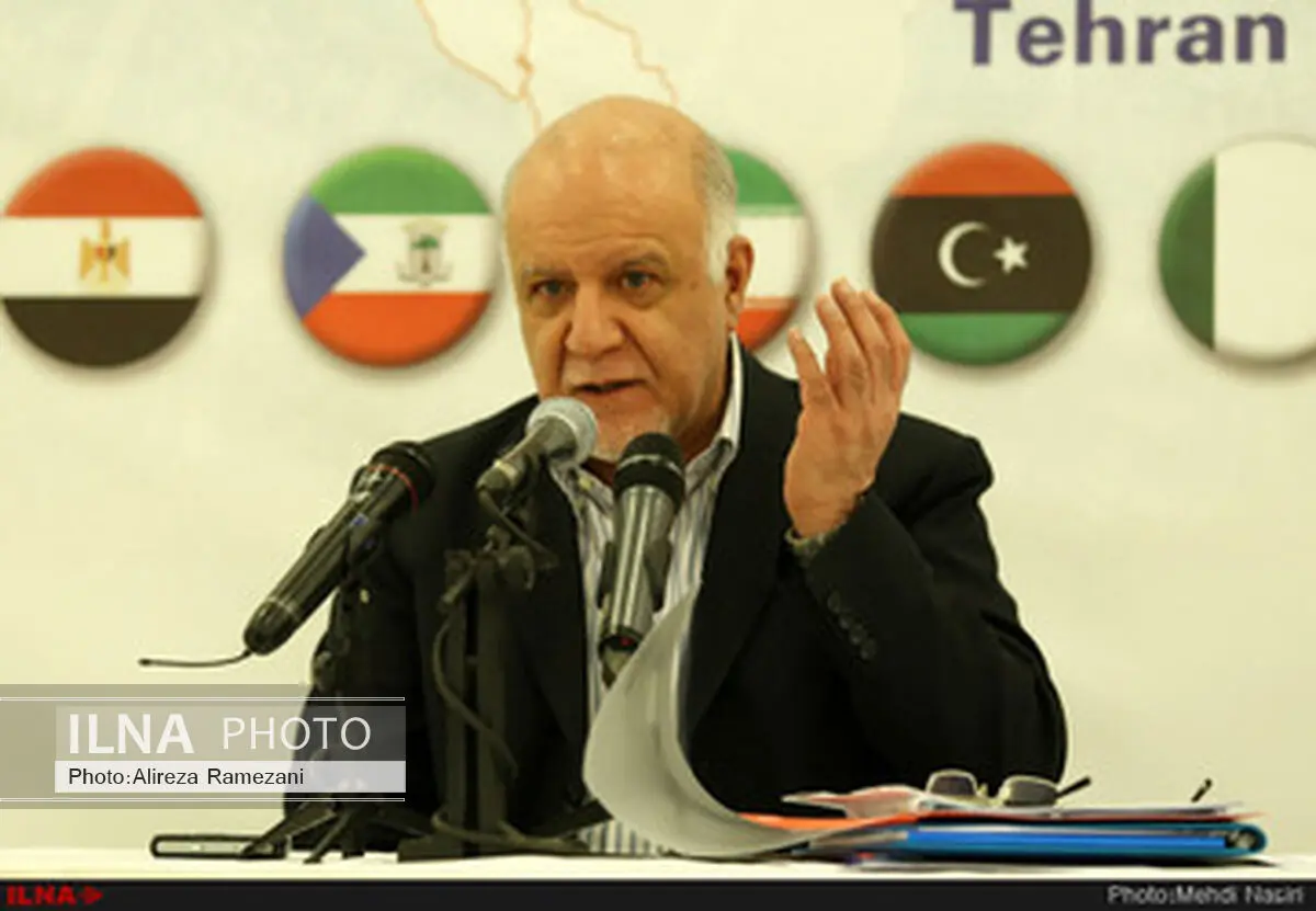 بین نفت و گاز، عقل را انتخاب می‌کنیم/برای افزایش تولید نفت از کسی اجازه نمی‌گیریم
