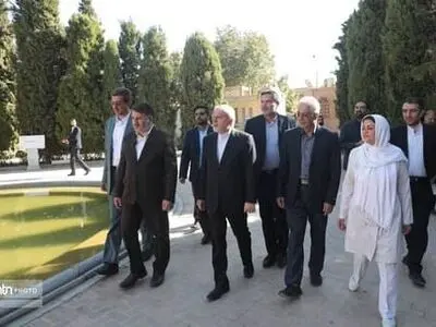 بازدید وزیر میراث‌فرهنگی از آتشکده زرتشتیان یزد
