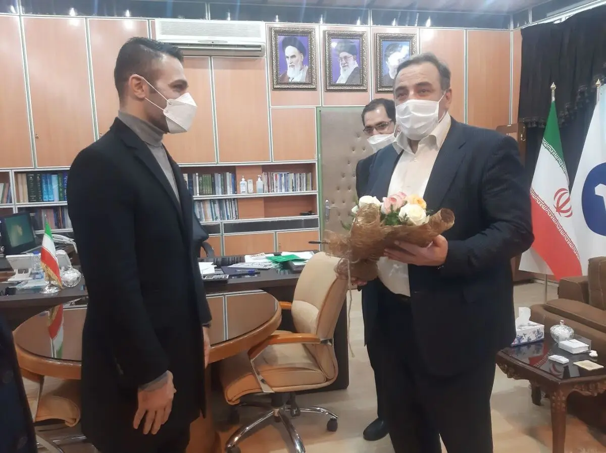 تقدیر از قهرمان آسیا در رشته کاراته