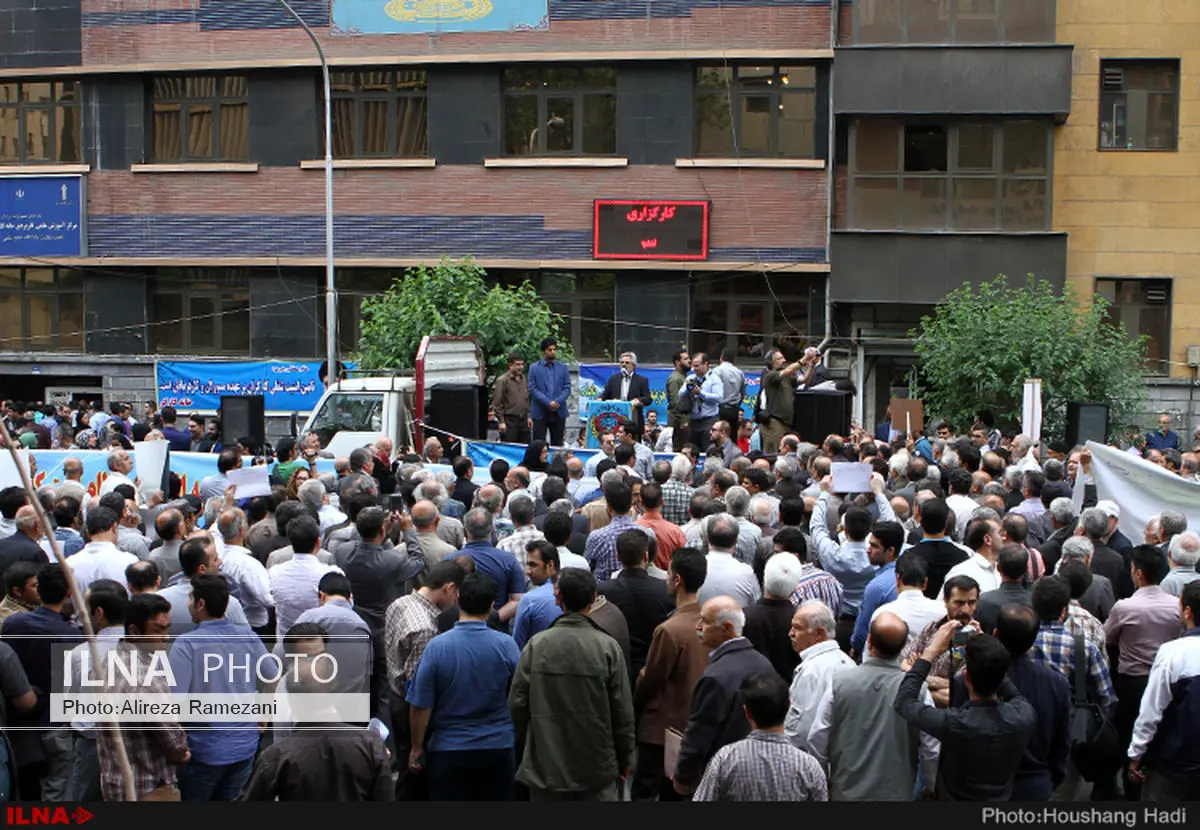 قطعنامه راهپیمایی روز جهانی کارگر ۹۵ قرائت شد