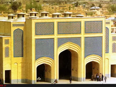 بازار رضا، نازیبا، نامتوازن و ناامن شده است