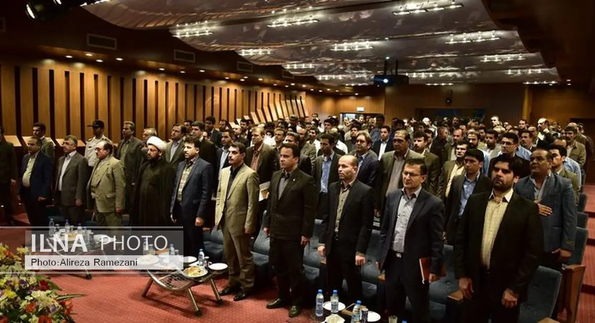 تقدیر از عملکرد شاخص در منطقه ویژه اقتصادی بندر امام خمینی
