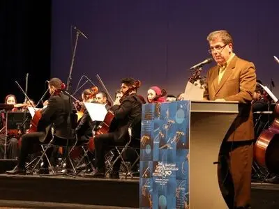 جشنواره بودجه ٣٠٠ میلیونی نیاز دارد اما با ٢٥ میلیون تومان برگزار می‌شود/ آغاز بخش دوم از امروز