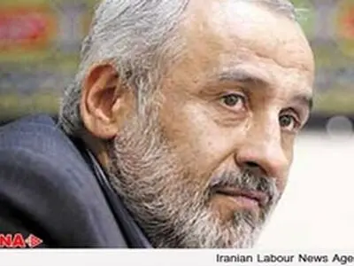 خروج ارز توسط بانک‌مرکزی با افراد خاص / جزئیات محموله‌های چمدانی اسکناس ارزی