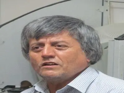 نقد و بررسی مجموعه شعر زنان فارس پرویز حسینی به ناشر سپرده شد
