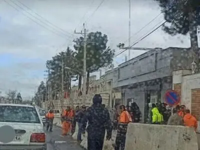 اعتراض کارگران خدماتی شهرداری ایلام به معوقات مزدی 