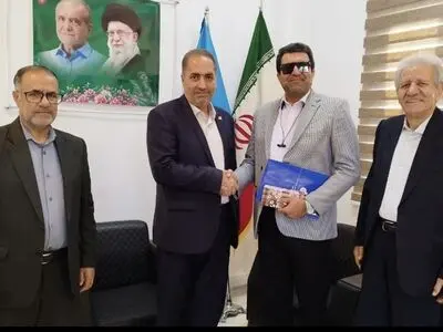 اولین نابینای مطلق البرزی موفق به اخذ مدرک فنی و حرفه‌ای  شد