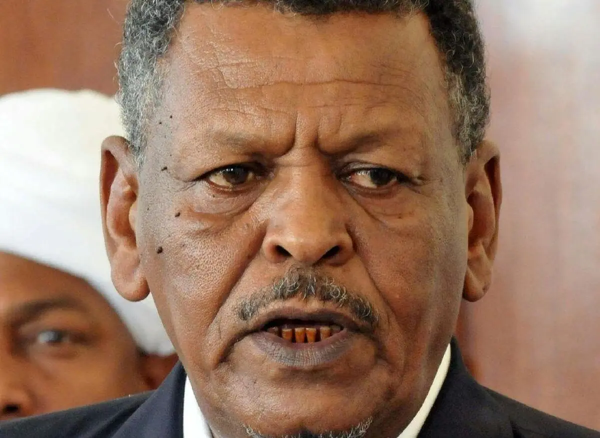 اولین نخست‌وزیر ۲۸ سال گذشته سودان سوگند یاد کرد