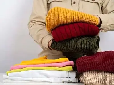 اشتباهاتی در نگهداری لباس زمستانی که عمرشان را کم می‌کند