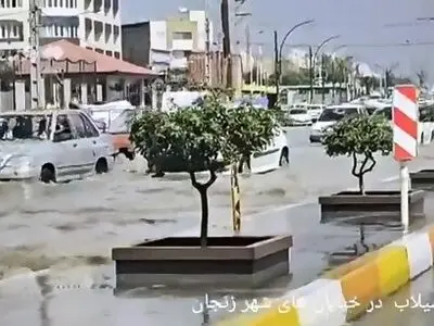 باران، خیابان‌های زنجان را قایق‌رو کرد + فیلم