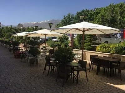 قیمت و خرید سایبان چتری با انواع مدل ها