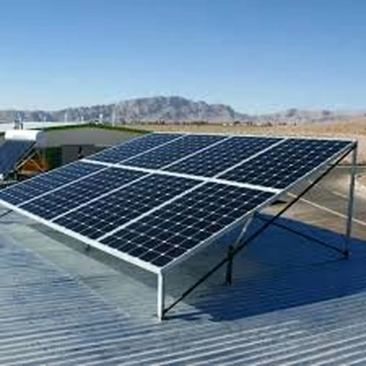 ۱0 هزار فقره تسهیلات ایجاد نیروگاه‌های خورشیدی به خانوارهای کم برخوردار پرداخت می‌شود