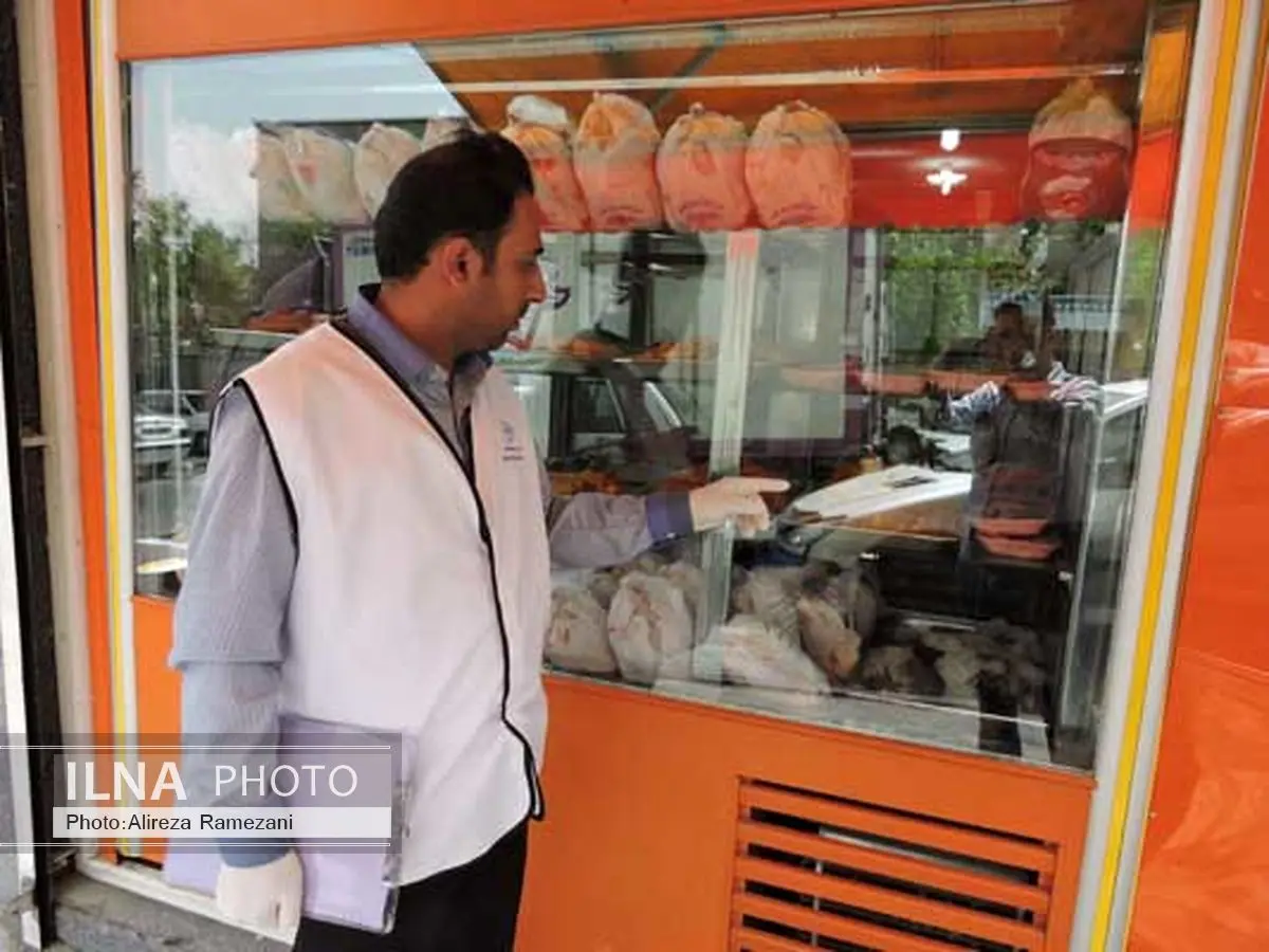 بیش از 24  تن انواع فرآورده خام دامی در ساوجبلاغ کشف و ضبط شد