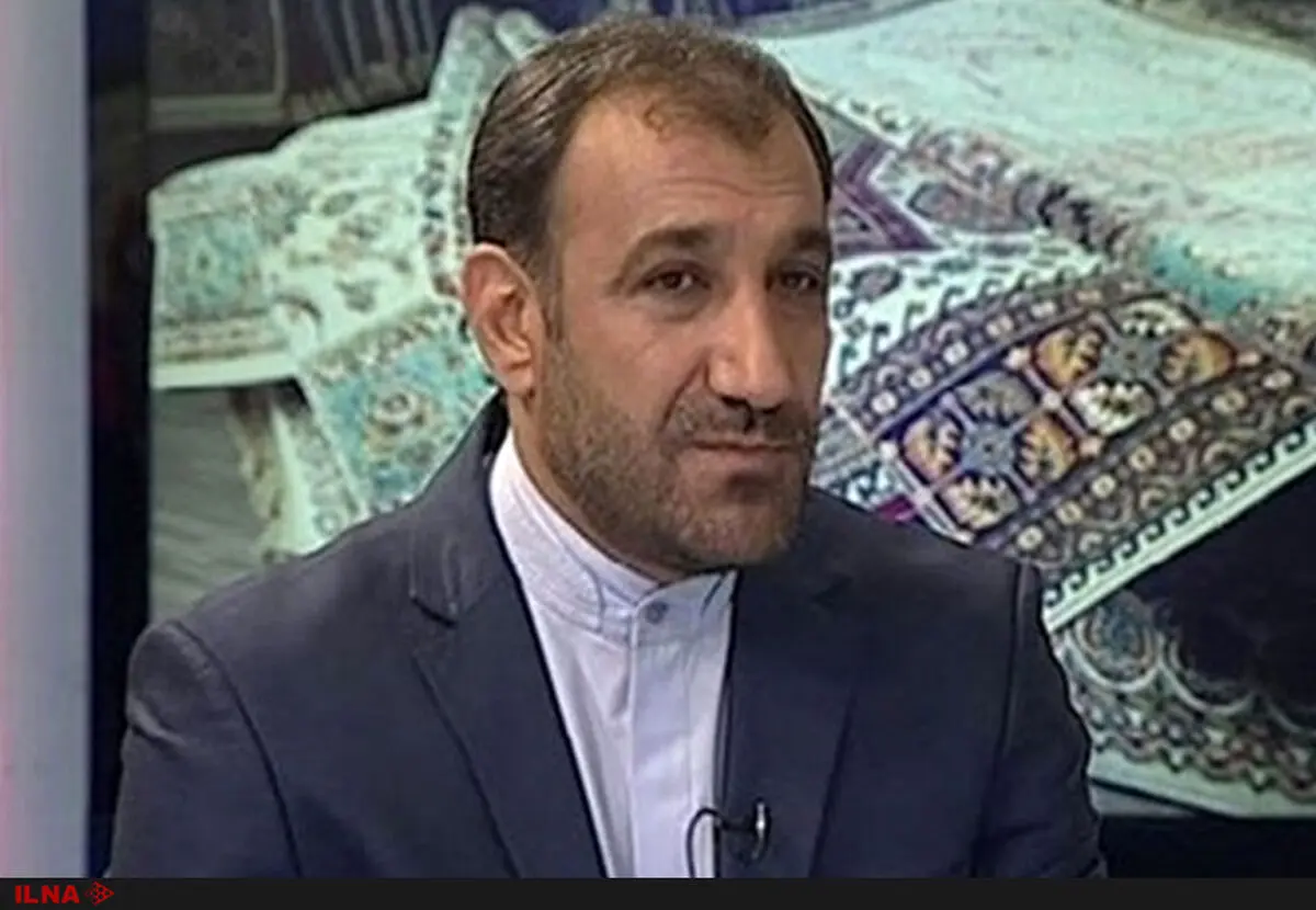 بلاتکلیفی ۱۵۰ هزار قالیبافی که بیمه آنها قطع شده/۷۰ درصد از قالیبافان خانم هستند